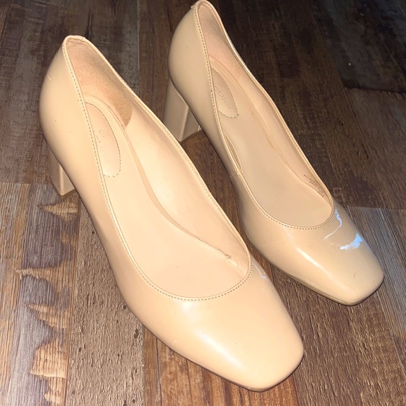 Bandolino - Picture 1 of 5